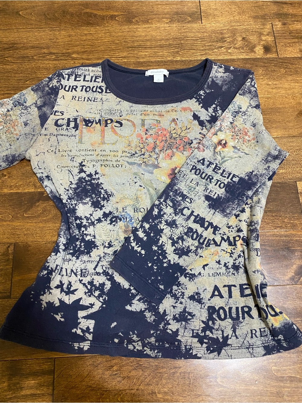 dressbarn Navy and Cream Graphic Scoop Neck Long Sleeve Top